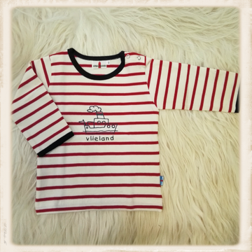 Rood shirt met stoomboot